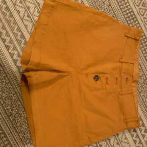 High waisted button up mustard 🩳 mustard shorts